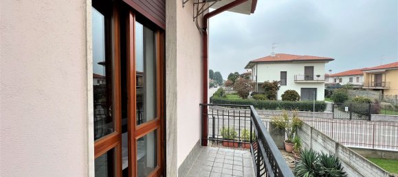 Villa de 3 habitaciónes en Mesero, Italy No. 86505 26