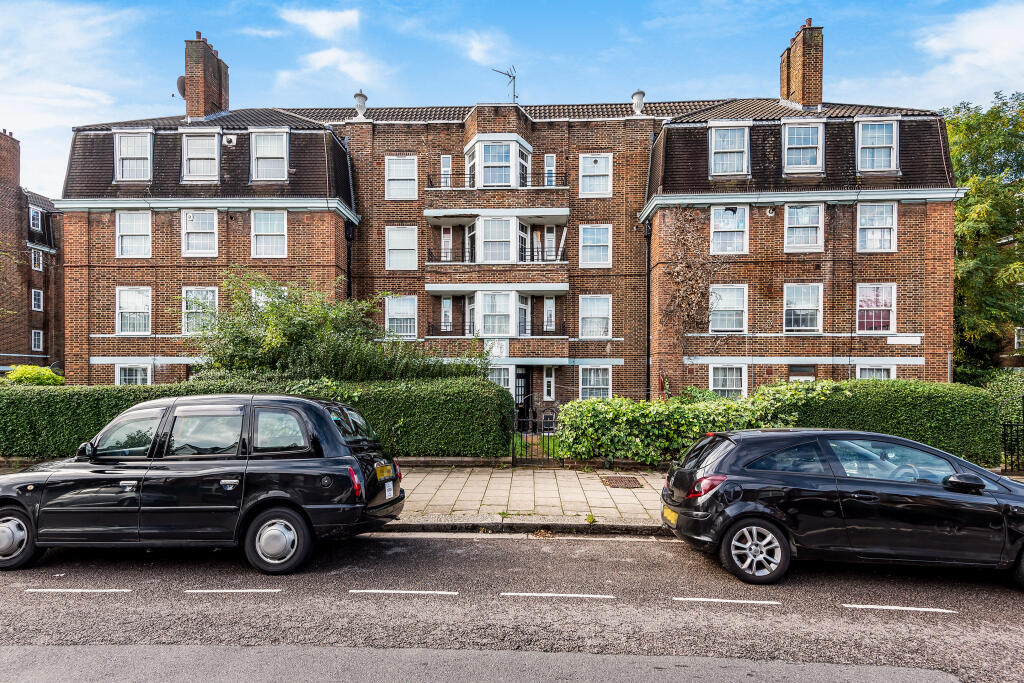 5 bedrooms Apartment in London, United Kingdom No. 12208