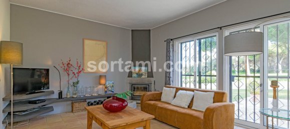 Casa de 4 dormitorios en Quarteira, Portugal No. 172112 2