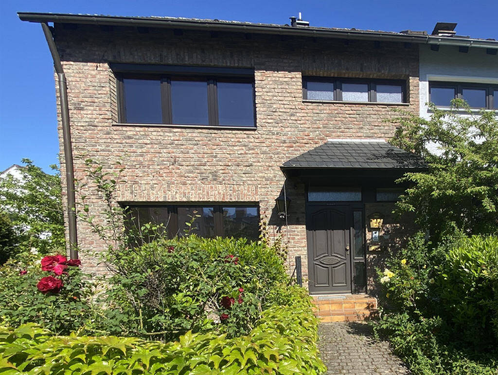 Moradia em banda de 4 divisões em Rhein-Erft, Germany N.º 221142