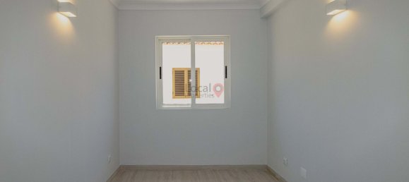 Moradia em banda T2 em Luz, Portugal N.º 95292 3