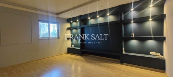 Вилла с 3 спальнями в Нашшар, Мальта № 8463 8