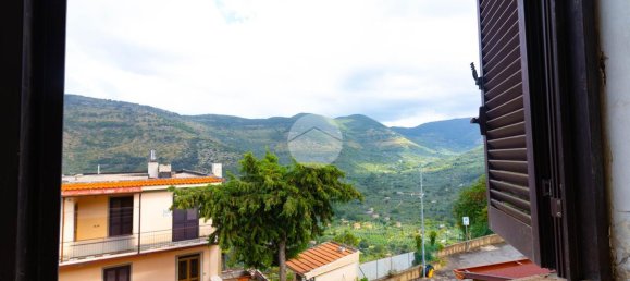 3-salle Maison à Sonnino, Italy No. 4811 8