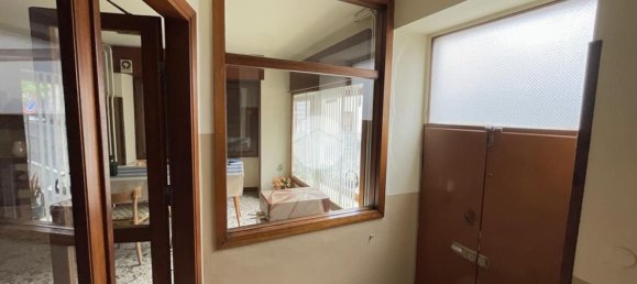 10-Zimmer Haus in Ossimo, Italy, Nr. 273751 11