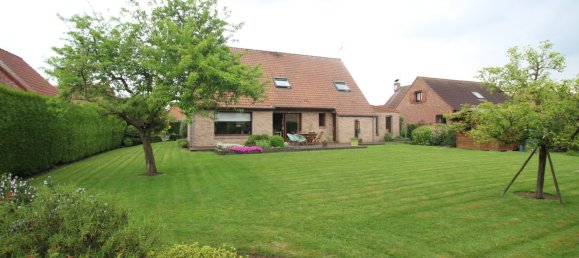 3 Schlafzimmer Haus in Attiches, France, Nr. 65907 4