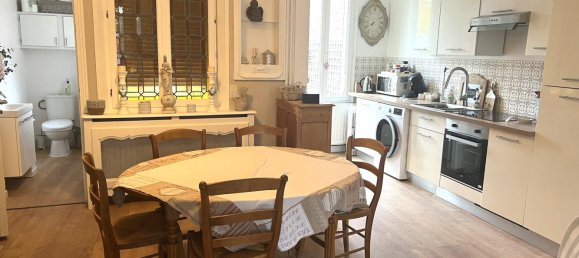 Casa de 4 dormitorios en Roye, France No. 160276 3