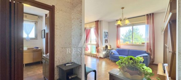 3-salle Appartement à Nova Milanese, Italy No. 186602 29