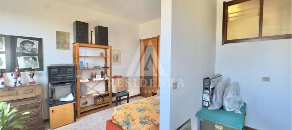 3-salle Appartement à Nova Milanese, Italy No. 186602 21
