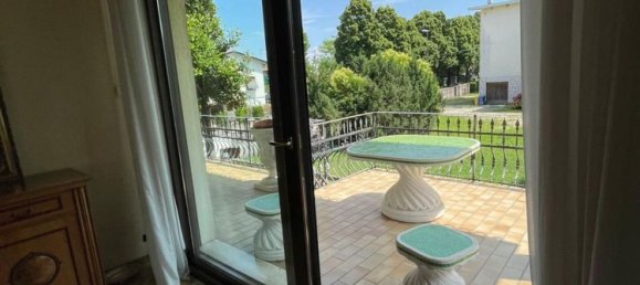 5 rooms House in Treviso, Italy No. 229056 26