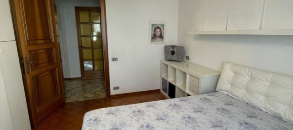 5 rooms House in Treviso, Italy No. 229056 2