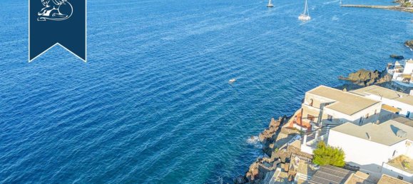 3 rooms Villa in Lipari, Italy No. 200816 20