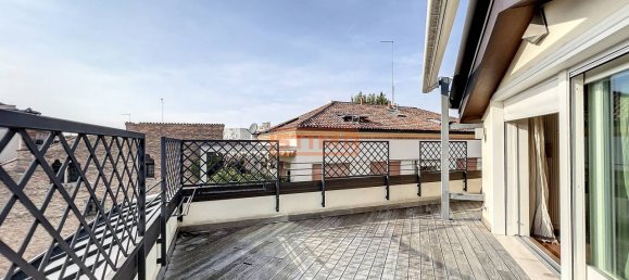 3 chambres Penthouse à Treviso, Italy No. 147077 9
