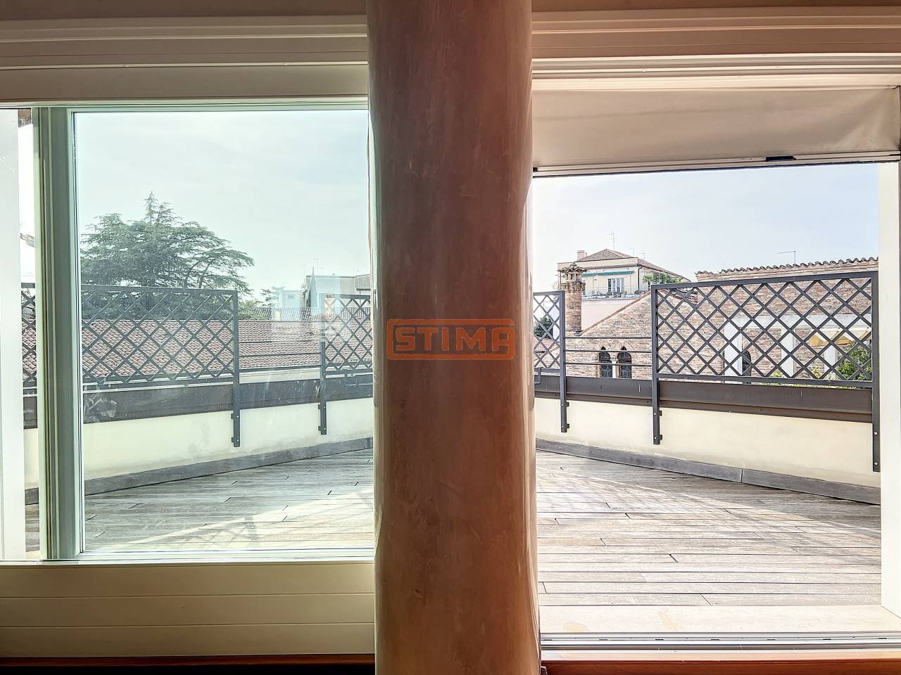 3 chambres Penthouse à Treviso, Italy No. 147077