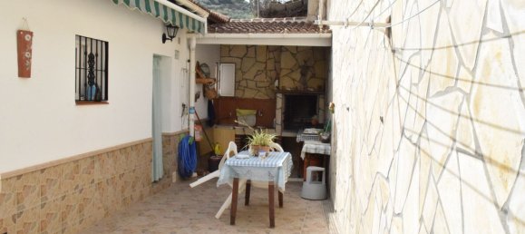 5 Schlafzimmer Haus in Canillas de Aceituno, Spain, Nr. 45162 24