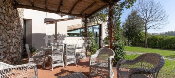 4 bedrooms Villa in Lucca, Italy No. 229158 23