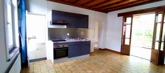 3 bedrooms House in Willems, France No. 51035 3