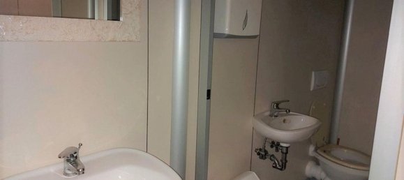 675m² Office in Terni, Italy No. 370767 11