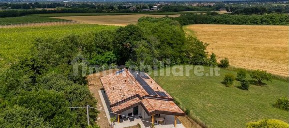 5 rooms Villa in Scandiano, Italy No. 309225 9