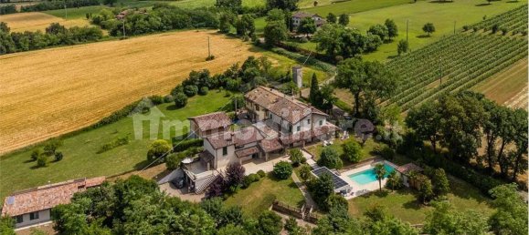 5 rooms Villa in Scandiano, Italy No. 309225 2