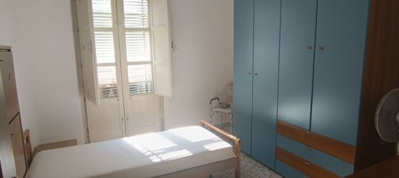 4 rooms House in Catania, Italy No. 298901 10