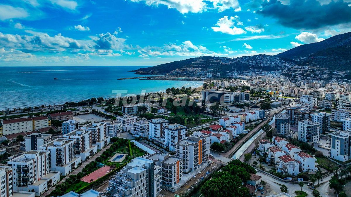 Apartment 2+1 in Finike, Turkey No. 7766