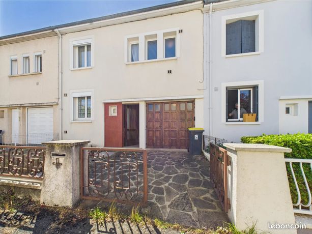 Casa de 3 dormitorios en Albi, France No. 362948