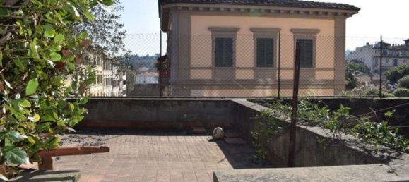 12-Zimmer Villa in Florence, Italy, Nr. 48071 10