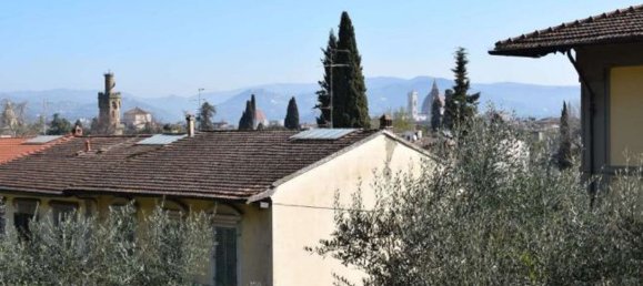 12-Zimmer Villa in Florence, Italy, Nr. 48071 2