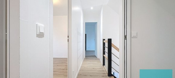 4 bedrooms Villa in Blere, France No. 56883 11