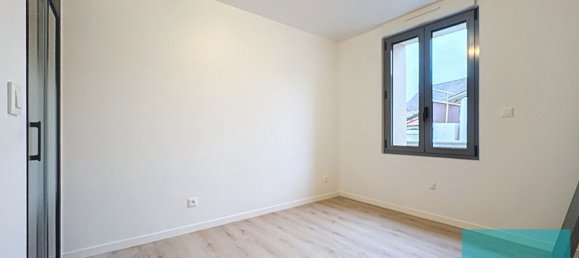 4 bedrooms Villa in Blere, France No. 56883 9