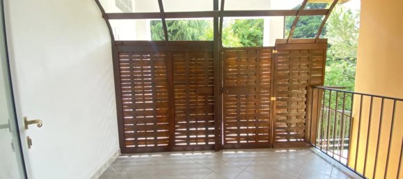 3-salle Appartement à Ponte Lambro, Italy No. 105469 18