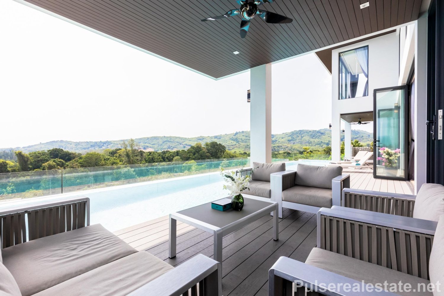 5 Schlafzimmer Villa in Layan Beach, Thailand, Nr. 25917