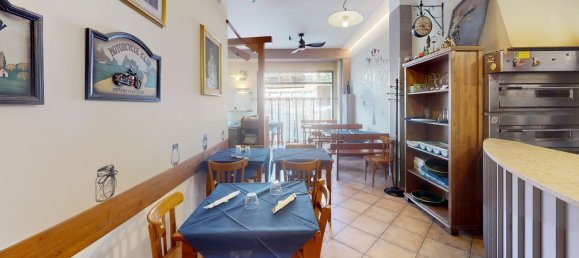 109m² Commercial property in Forlì, Italy No. 133301 9