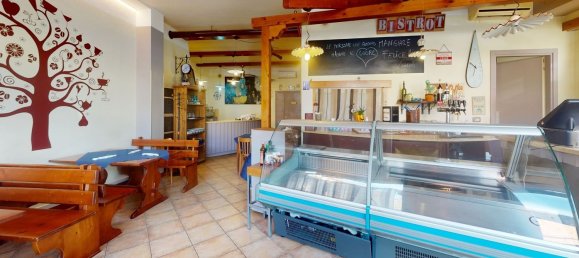 109m² Commercial property in Forlì, Italy No. 133301 3