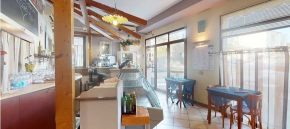 109m² Commercial property in Forlì, Italy No. 133301 4