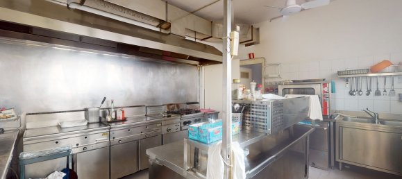 109m² Commercial property in Forlì, Italy No. 133301 11