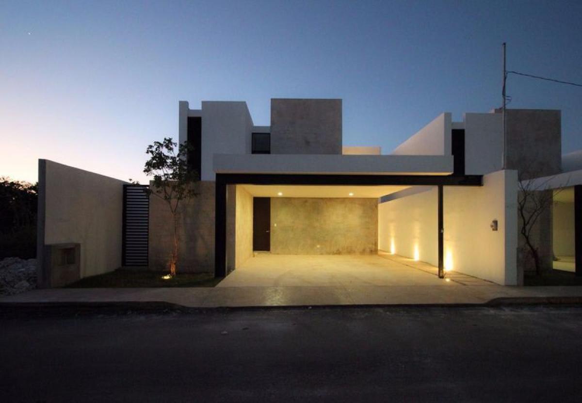 4 bedrooms House in Yucatan, Mexico No. 165094