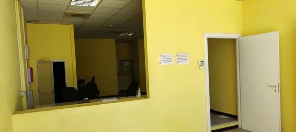 Oficina en Modugno, Italy 4524 m² No. 371951 5