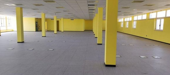 Oficina en Modugno, Italy 4524 m² No. 371951 2