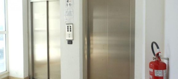 Oficina en Modugno, Italy 4524 m² No. 371951 8