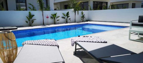 Casa de 4 dormitorios en Larnaca, Cyprus No. 13712 8