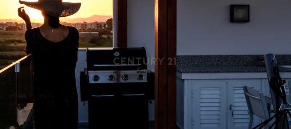 Casa de 4 dormitorios en Larnaca, Cyprus No. 13712 14