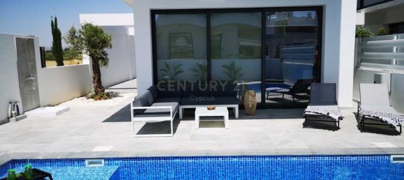 Casa de 4 dormitorios en Larnaca, Cyprus No. 13712 12