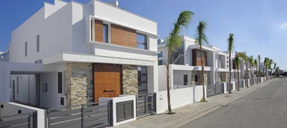 Casa de 4 dormitorios en Larnaca, Cyprus No. 13712 4