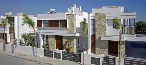 Casa de 4 dormitorios en Larnaca, Cyprus No. 13712 7