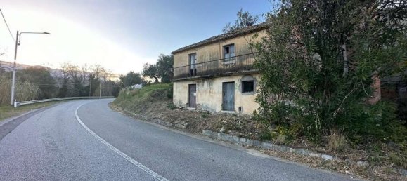 Studio in Satriano, Italy No. 159354 7