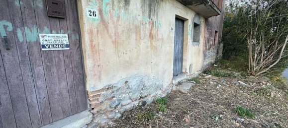 Studio in Satriano, Italy No. 159354 6