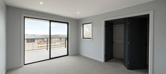 5 bedrooms House in Junction Village, Australia No. 218 4