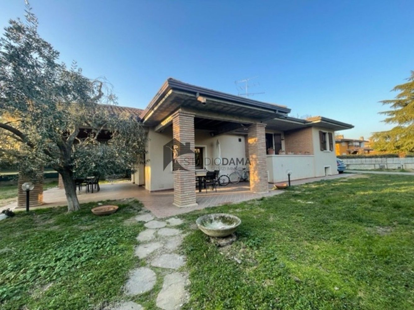 Villa de 6 divisões em Padenghe sul Garda, Italy N.º 60564