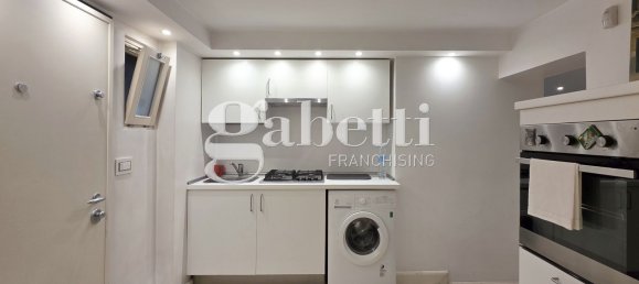 2 bedrooms Apartment in Milan, Italy No. 360537 10